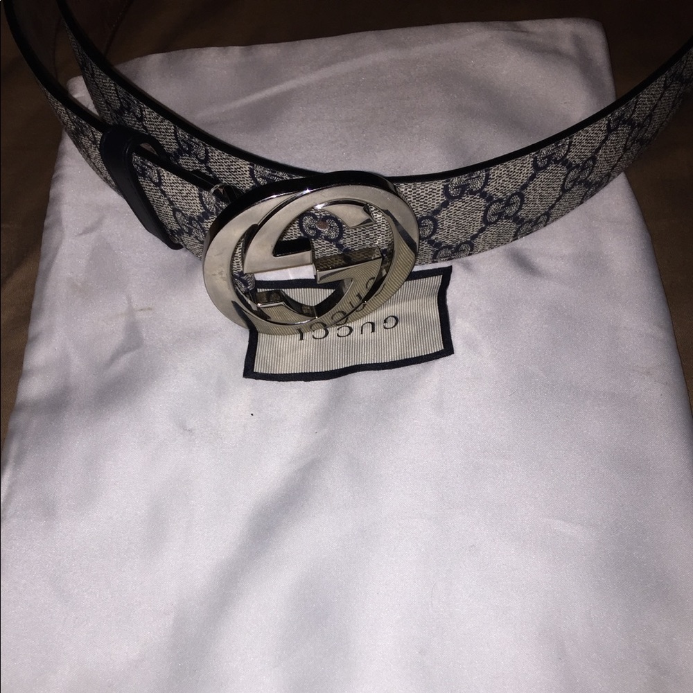 GG supreme gucci belt